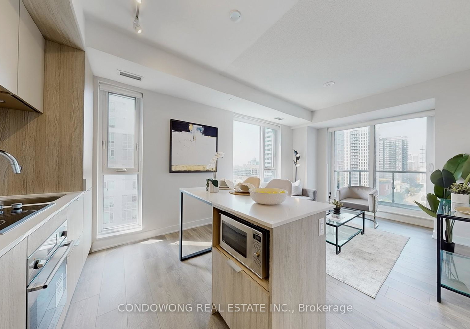 130-river-street-toronto-ontario-c12266140