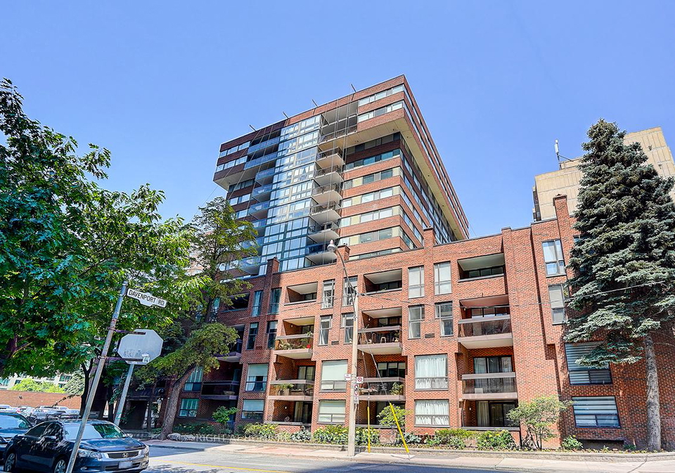15-mcmurrich-street-toronto-ontario-c12266292