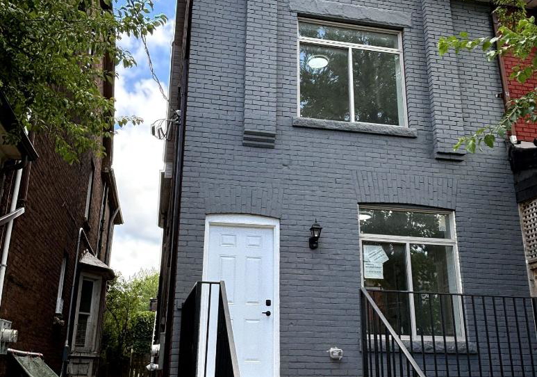 643-bathurst-street-toronto-ontario-c12266382