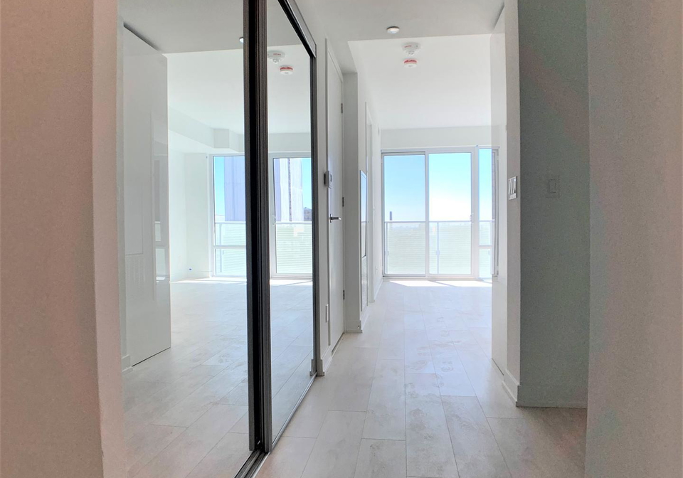 501-yonge-street-toronto-ontario-c12266449