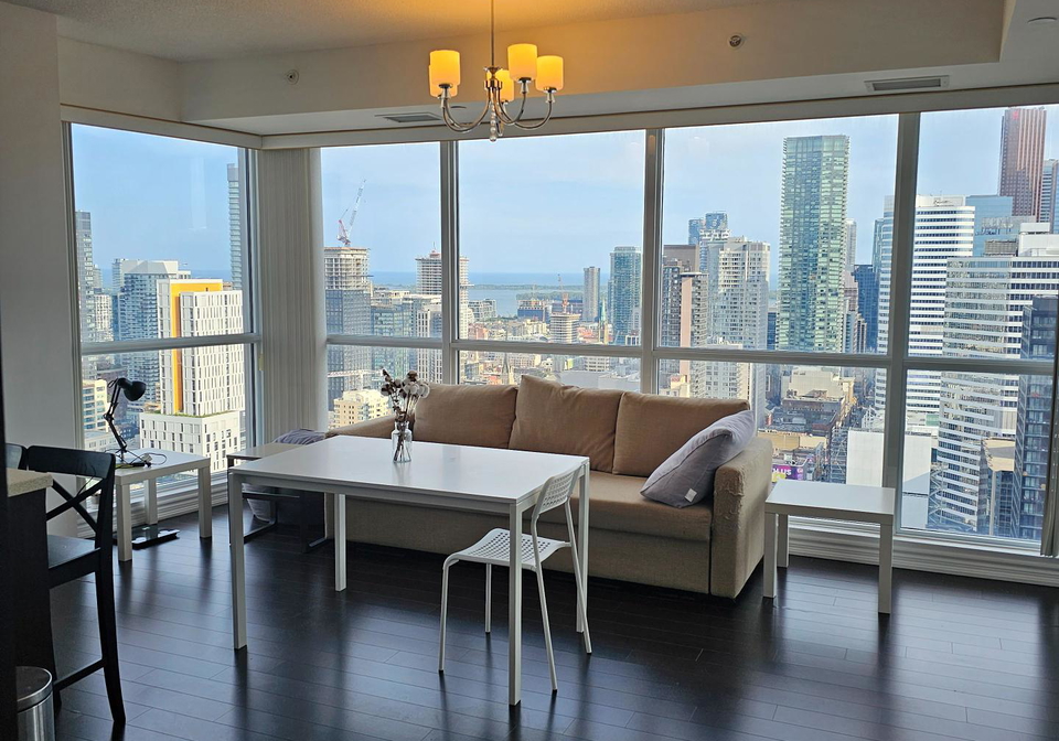 386-yonge-street-w-toronto-ontario-c12266451