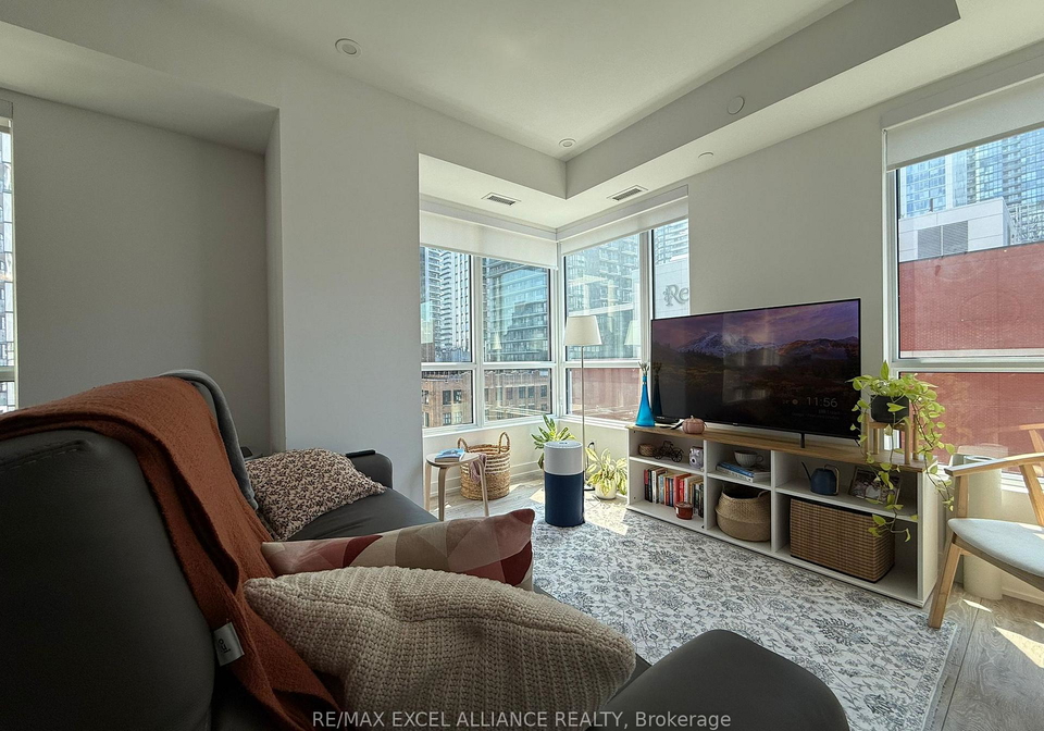108-peter-street-toronto-ontario-c12266476