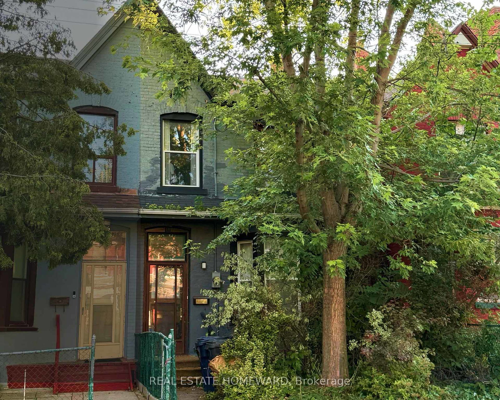 118-huron-street-toronto-ontario-c12266616
