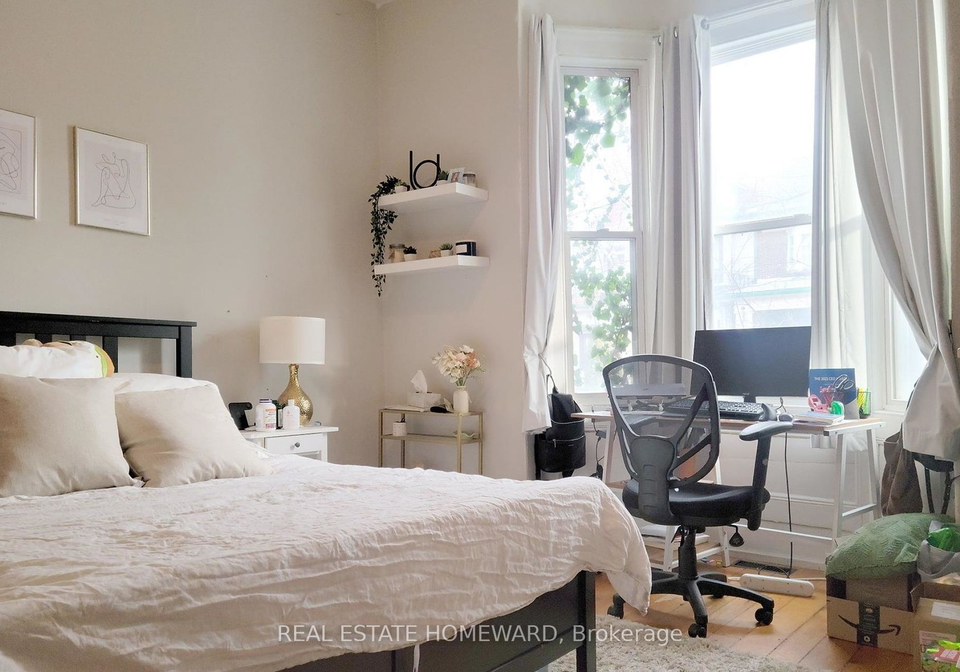 118-huron-street-toronto-ontario-c12266616
