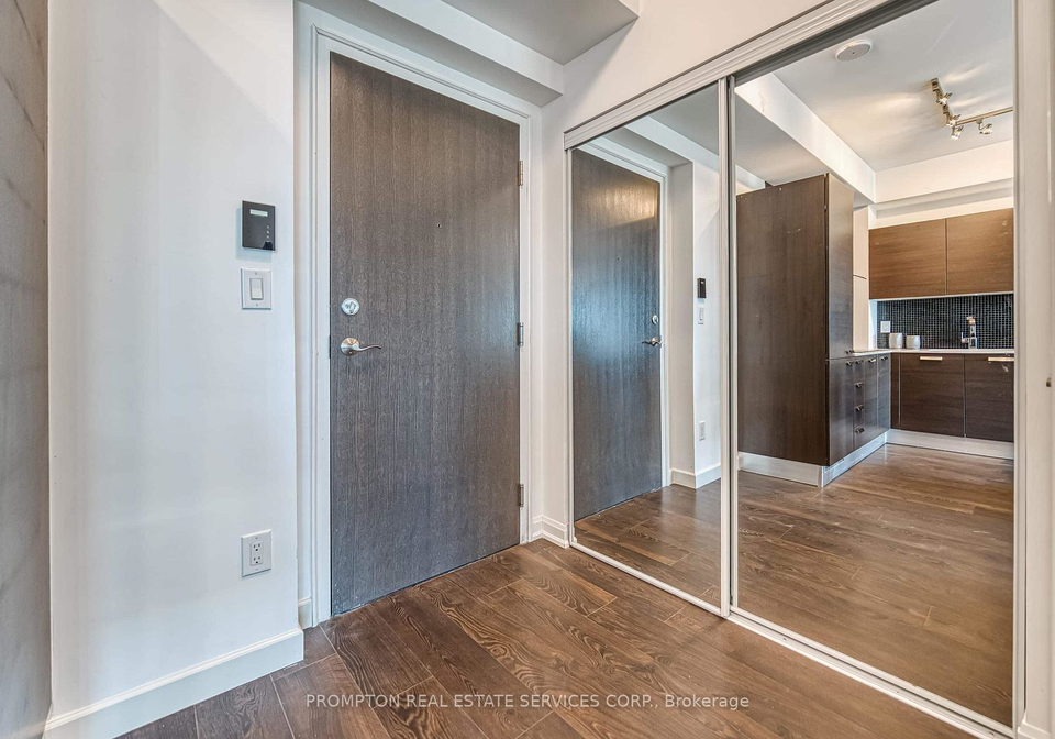 11-bogert-avenue-toronto-ontario-c12266677