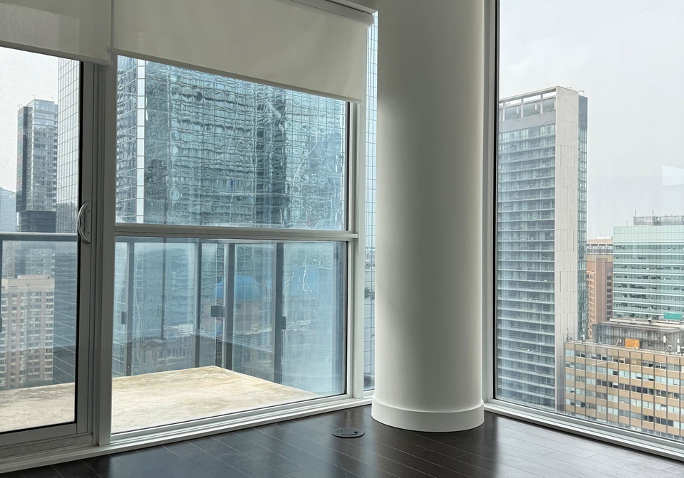 15-grenville-street-toronto-ontario-c12266748