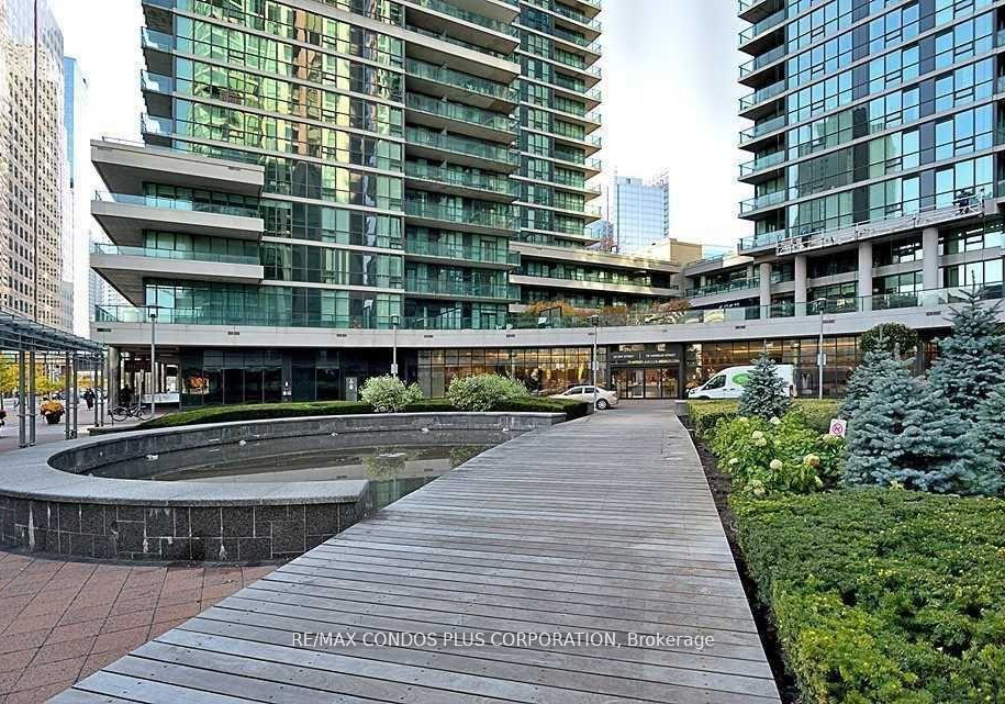33-bay-street-toronto-ontario-c12267142