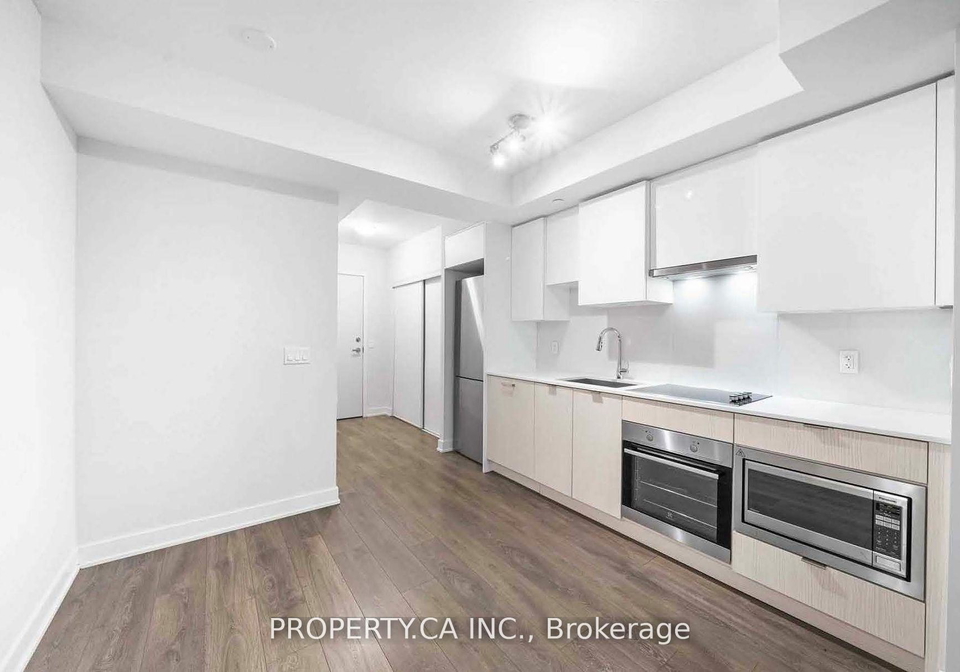 99-broadway-avenue-toronto-ontario-c12267170