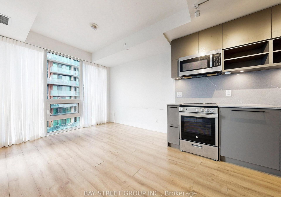 135-east-liberty-street-toronto-ontario-c12267273