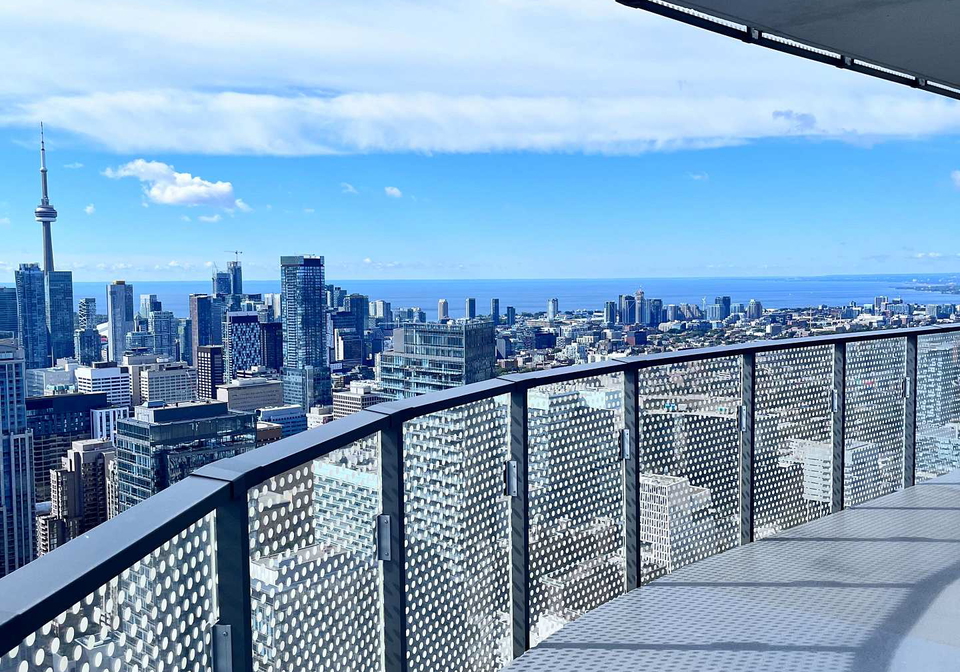 11-wellesley-street-w-toronto-ontario-c12267274