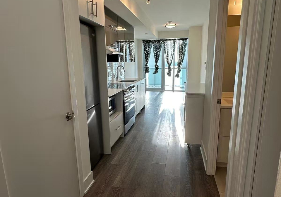 188-fairview-mall-drive-north-york-ontario-c12267276