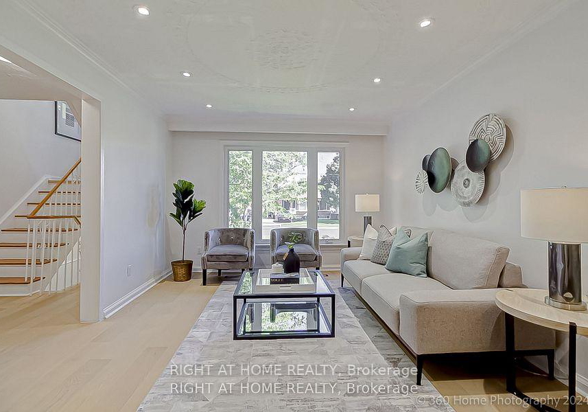 28-wyndcliff-crescent-north-york-ontario-c12267294