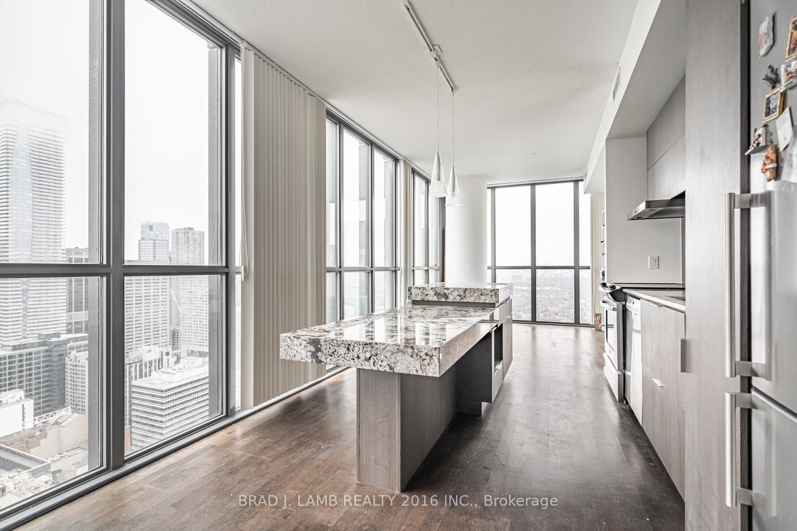 101-charles-street-e-toronto-ontario-c12267340