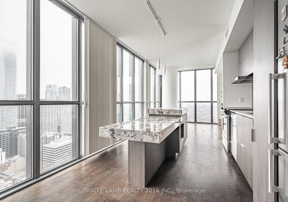 101-charles-street-e-toronto-ontario-c12267340