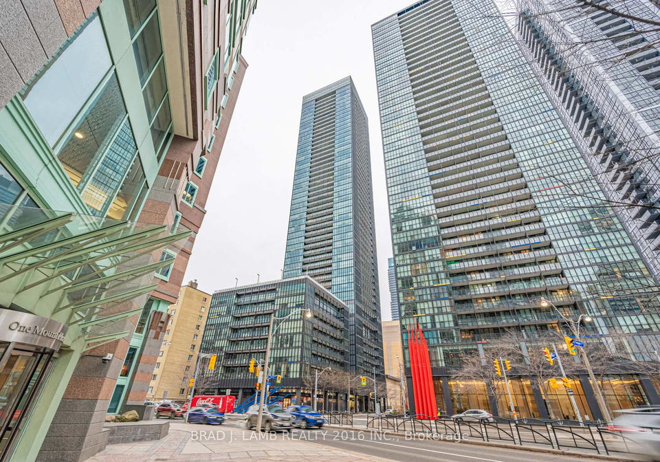 101-charles-street-e-toronto-ontario-c12267340