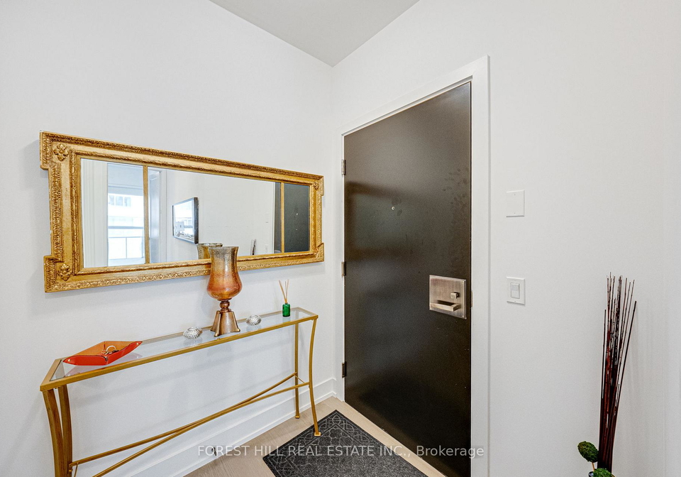 11-lillian-street-toronto-ontario-c12267393