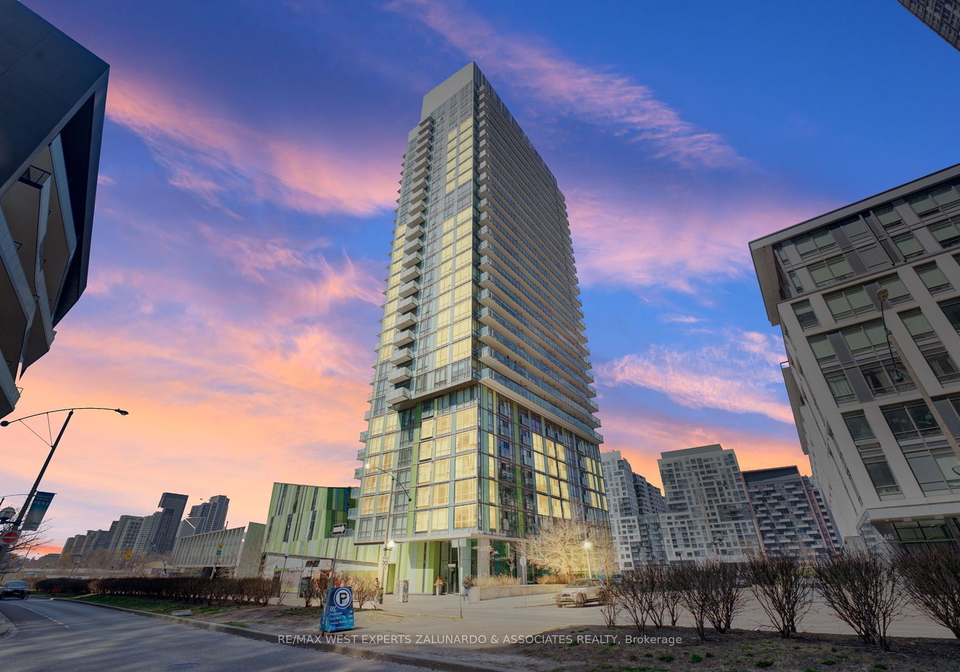 170-fort-york-boulevard-toronto-ontario-c12267479