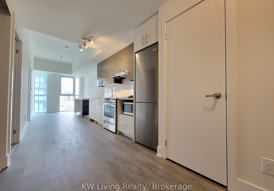 188-fairview-mall-drive-north-york-ontario-c12267507