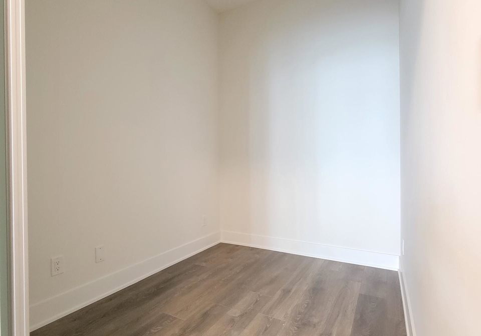 188-fairview-mall-drive-north-york-ontario-c12267507