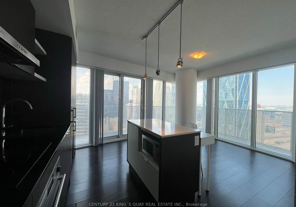 100-harbour-street-toronto-ontario-c12267698