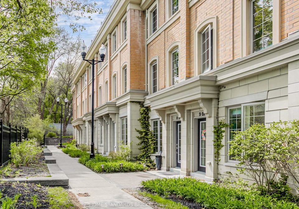 10-hargrave-lane-north-york-ontario-c12268167