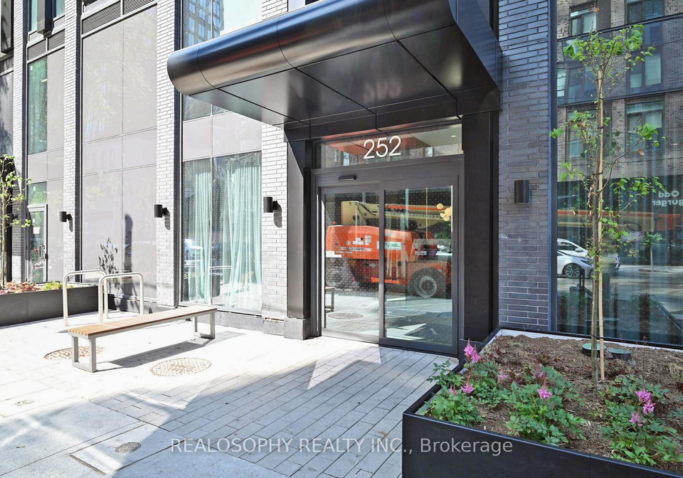 252-church-street-toronto-ontario-c12268556