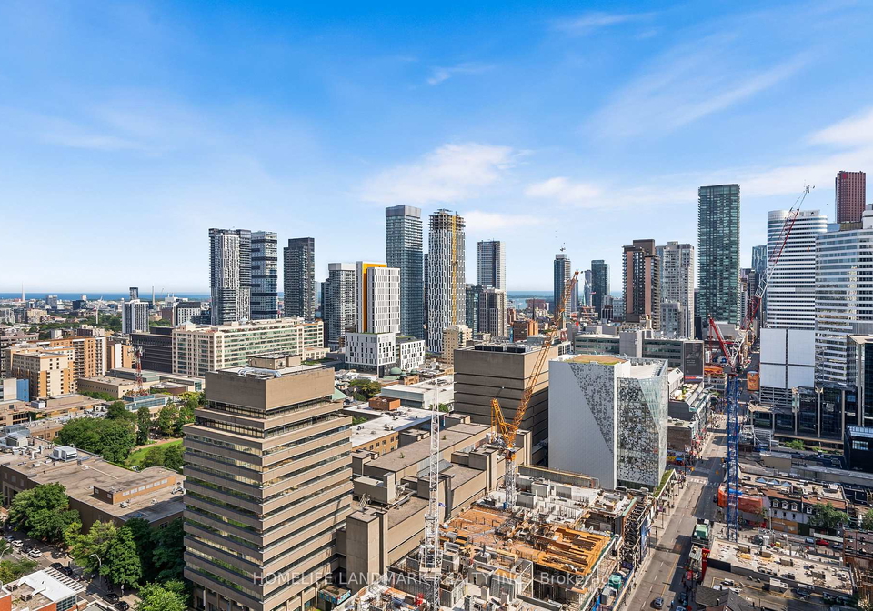 386-yonge-street-toronto-ontario-c12268565