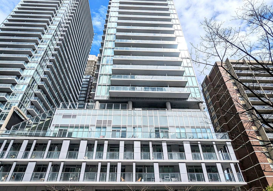 195-redpath-avenue-toronto-ontario-c12268719
