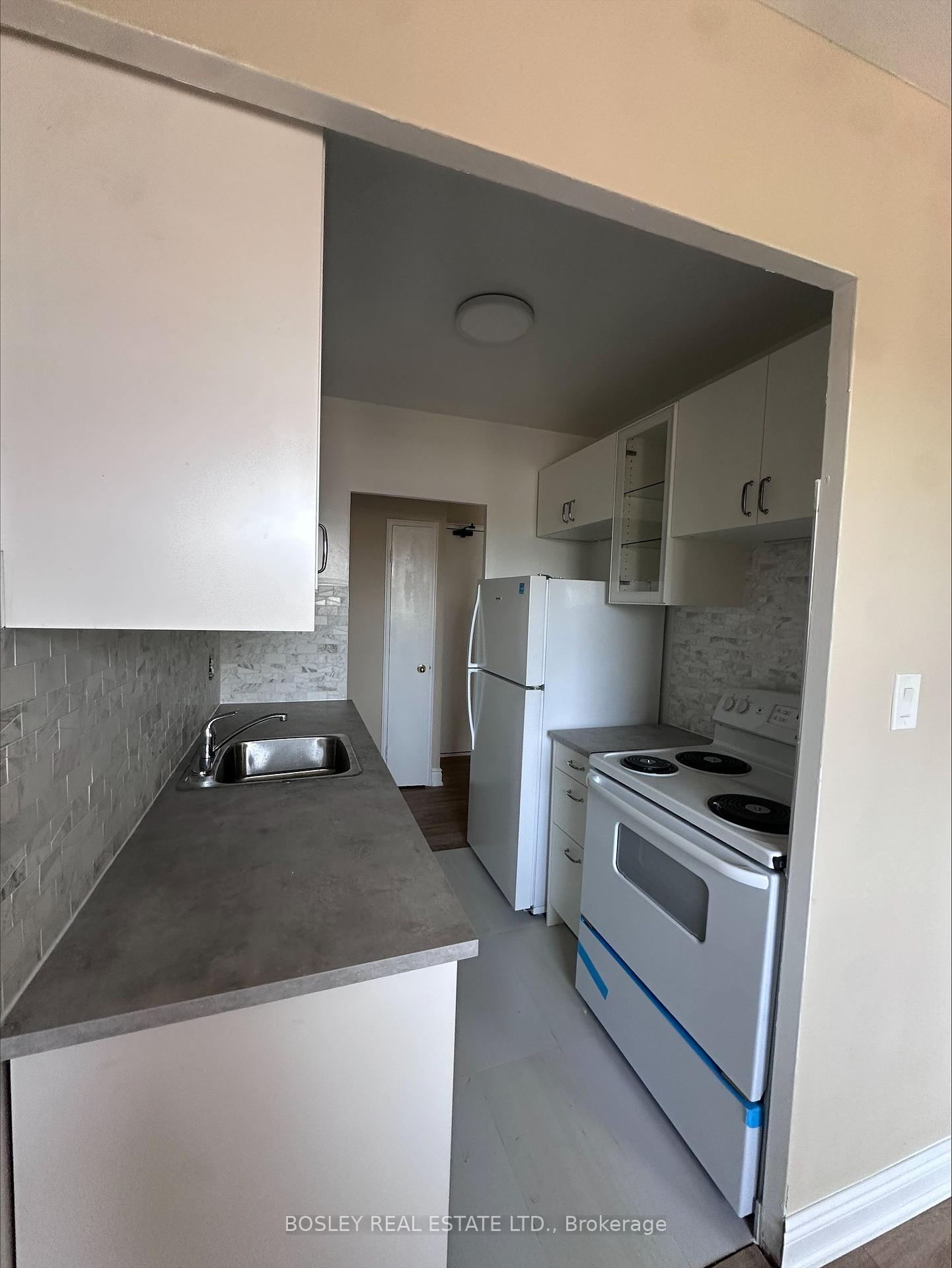 972-eglinton-avenue-e-east-york-ontario-c12268778