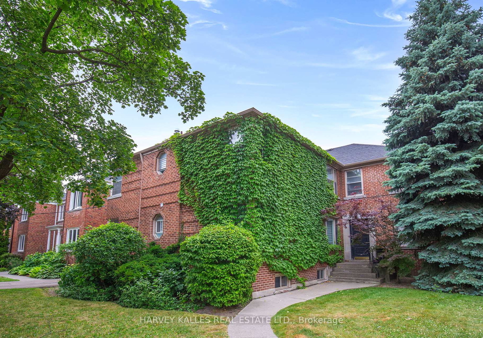 15-warwick-avenue-toronto-ontario-c12268801
