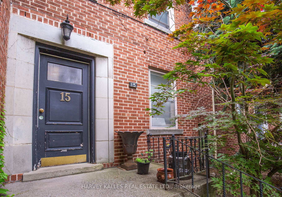 15-warwick-avenue-toronto-ontario-c12268801