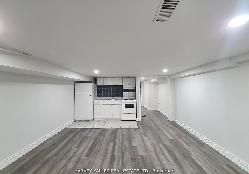 629-christie-street-toronto-ontario-c12269034