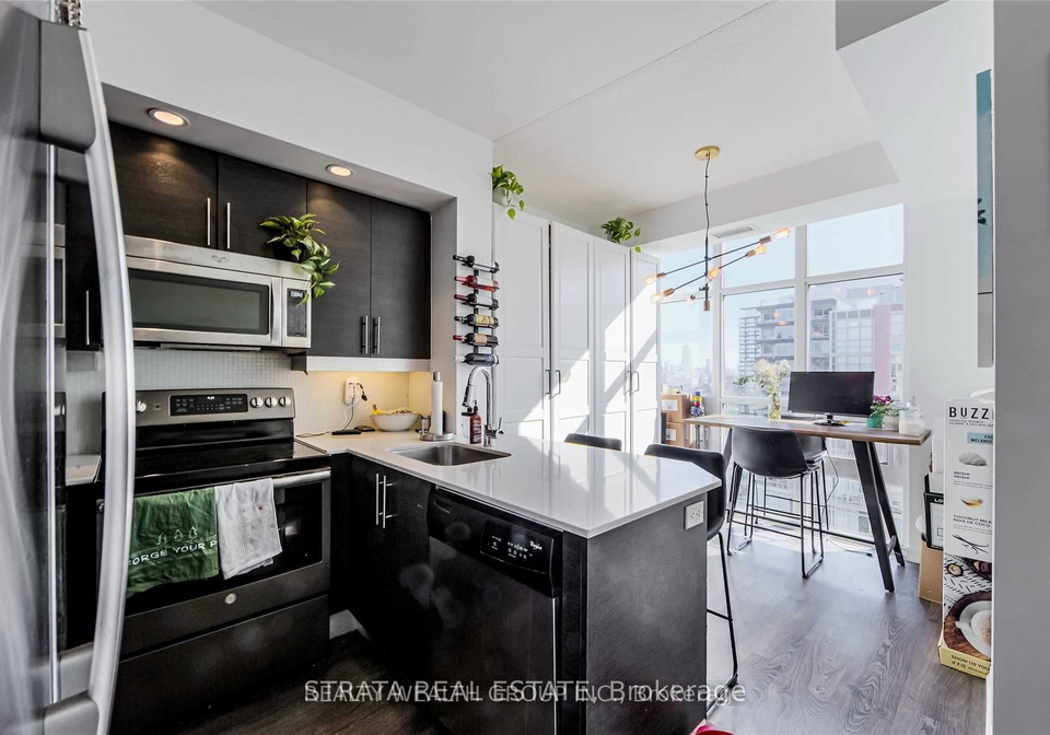 75-east-liberty-street-toronto-ontario-c12269096