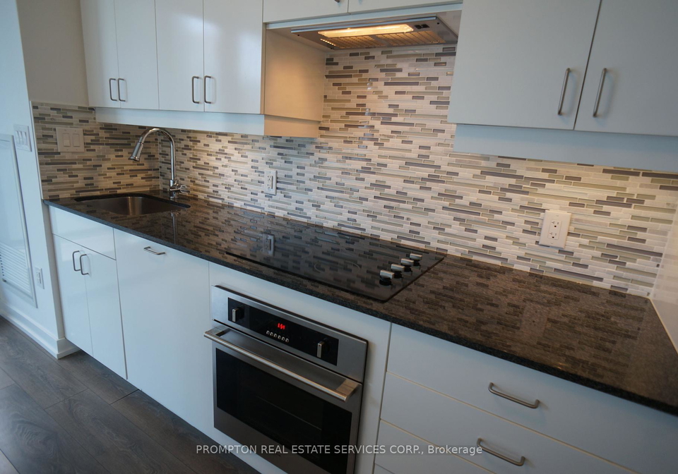 426-university-avenue-toronto-ontario-c12269230