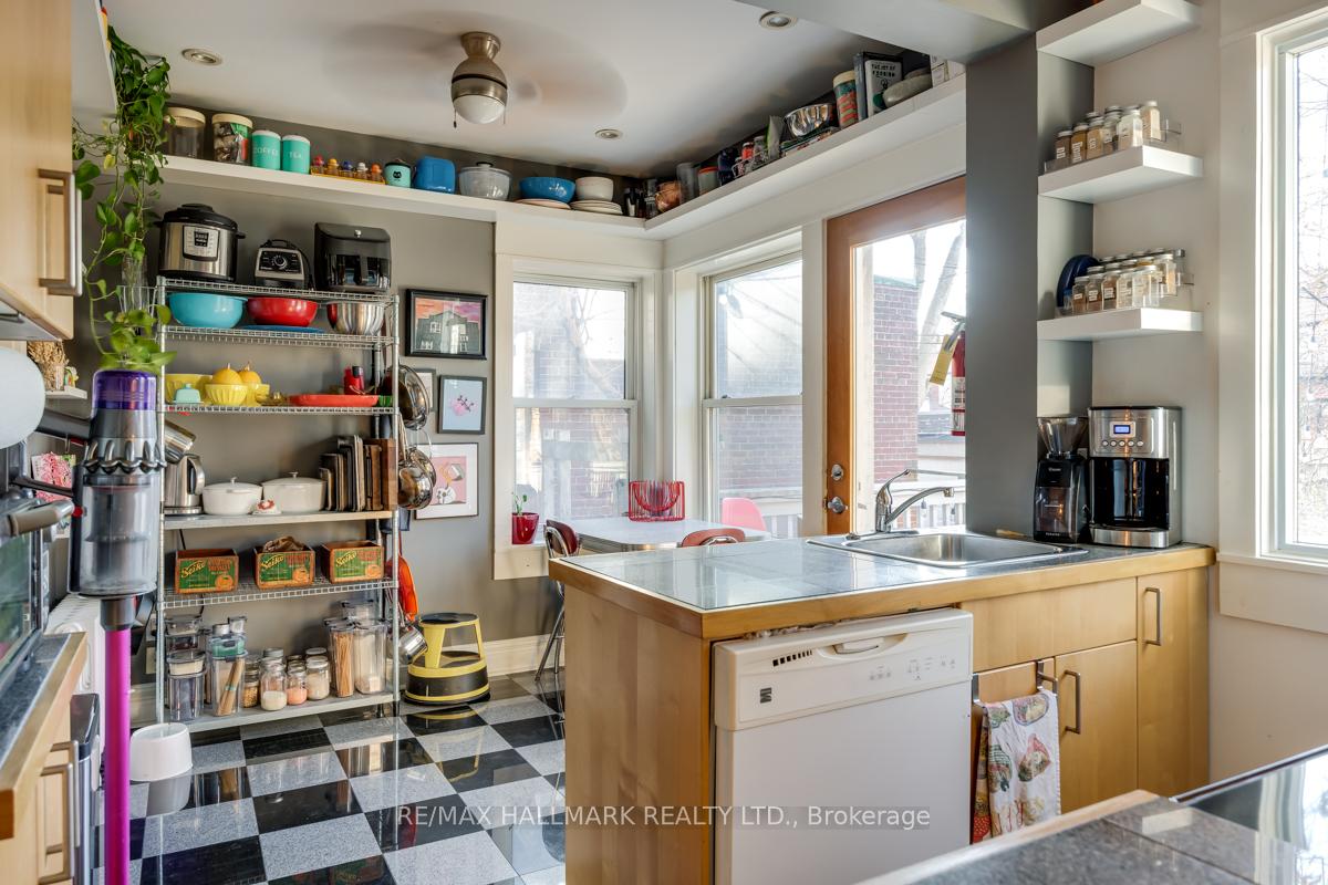 368-palmerston-boulevard-toronto-ontario-c12269350