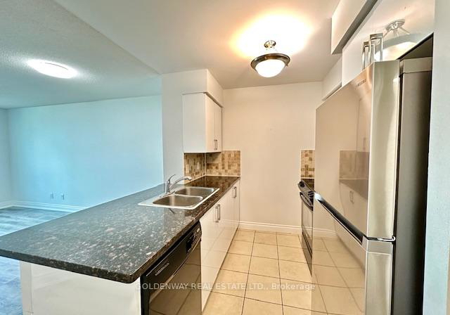 25-greenview-avenue-toronto-ontario-c12269358