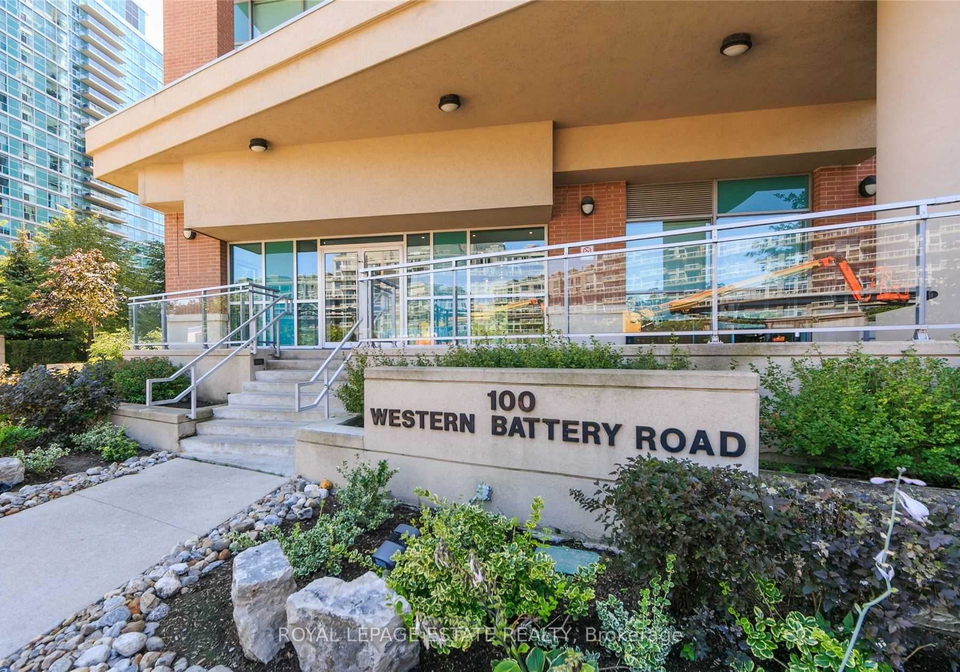 100-western-battery-road-toronto-ontario-c12269608