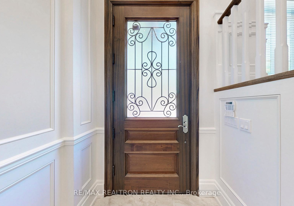 71-deloraine-avenue-toronto-ontario-c12269635