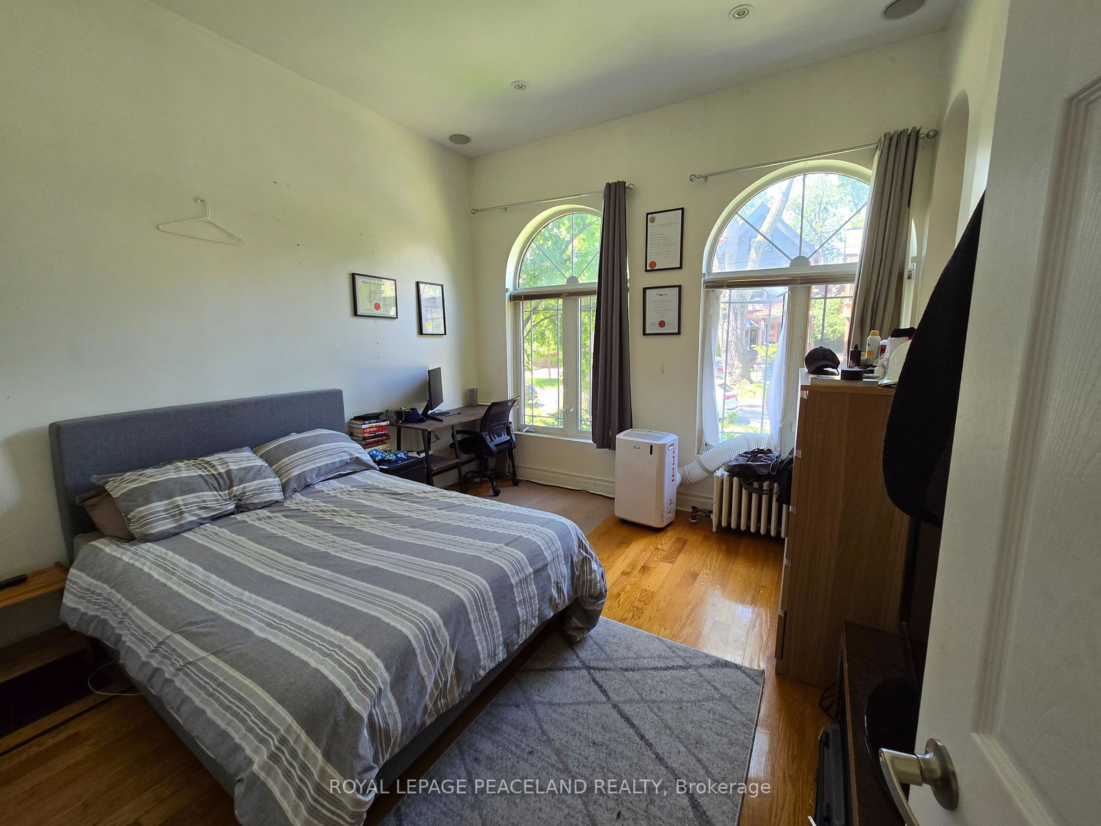 61-madison-avenue-toronto-ontario-c12269690
