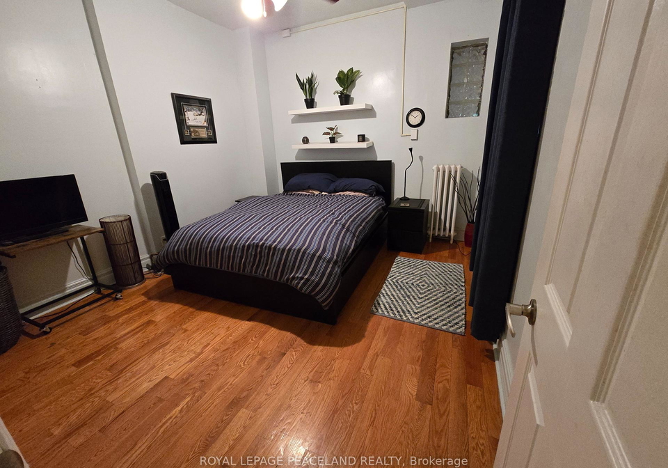 61-madison-avenue-toronto-ontario-c12269690