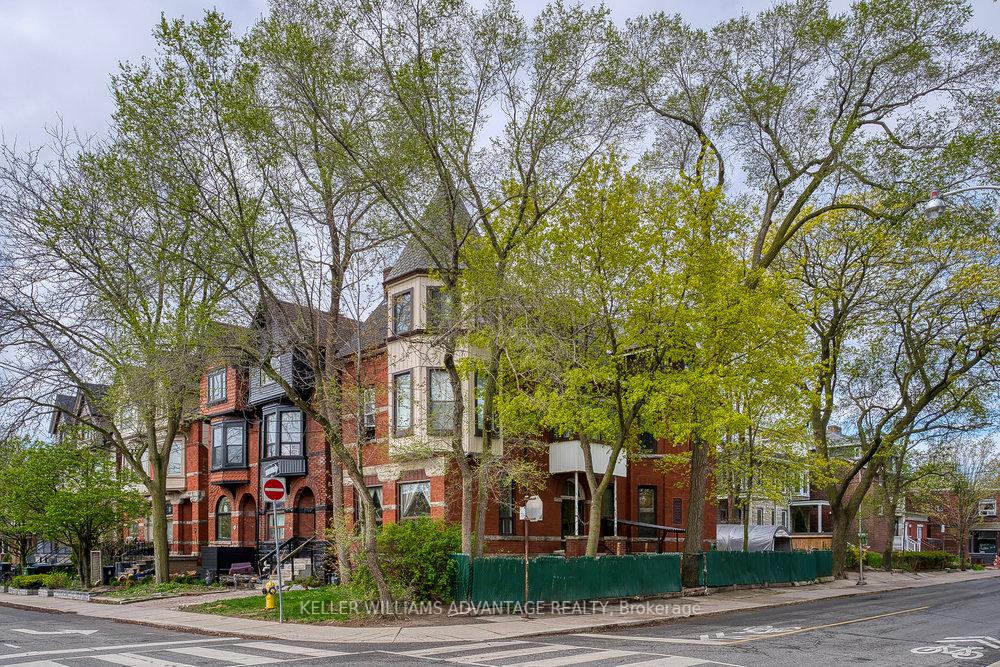 43-dewson-street-toronto-ontario-c12269773