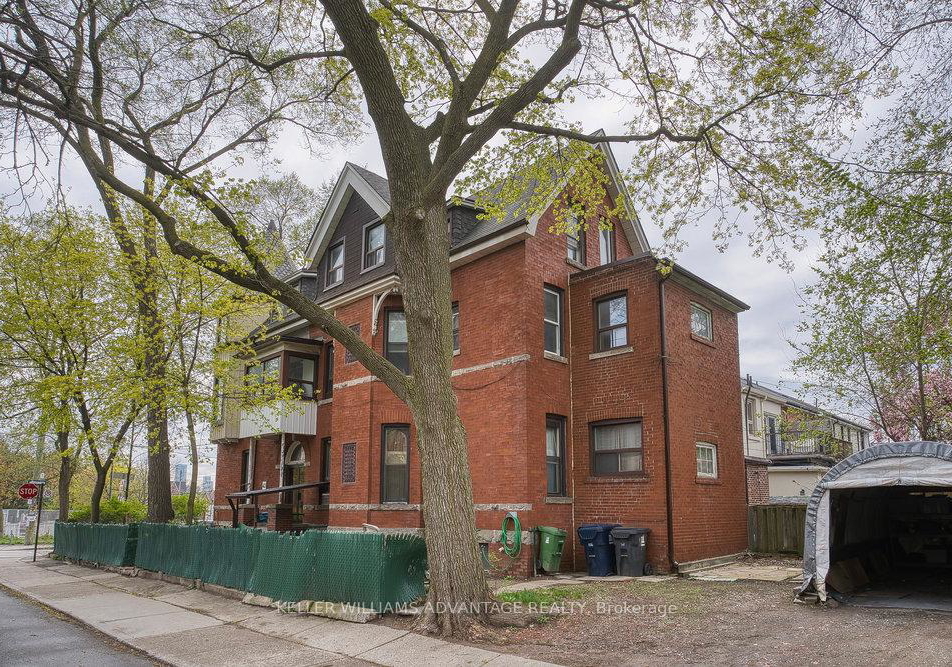 43-dewson-street-toronto-ontario-c12269773