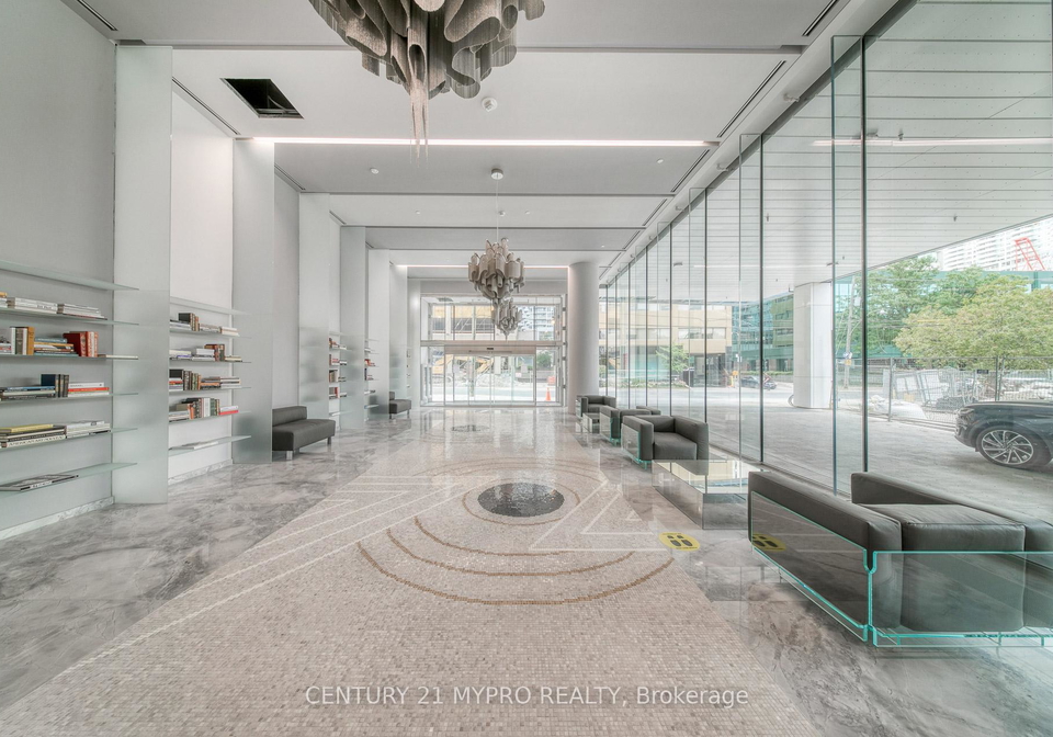5-soudan-avenue-toronto-ontario-c12269814