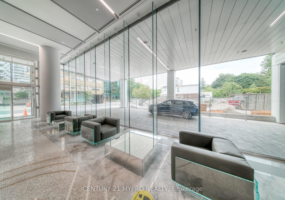 5-soudan-avenue-toronto-ontario-c12269814