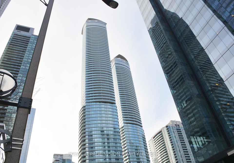 14-york-street-toronto-ontario-c12269935