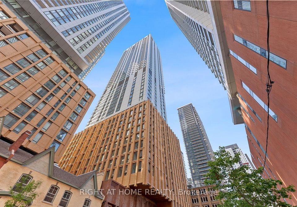 28-widmer-street-toronto-ontario-c12270288