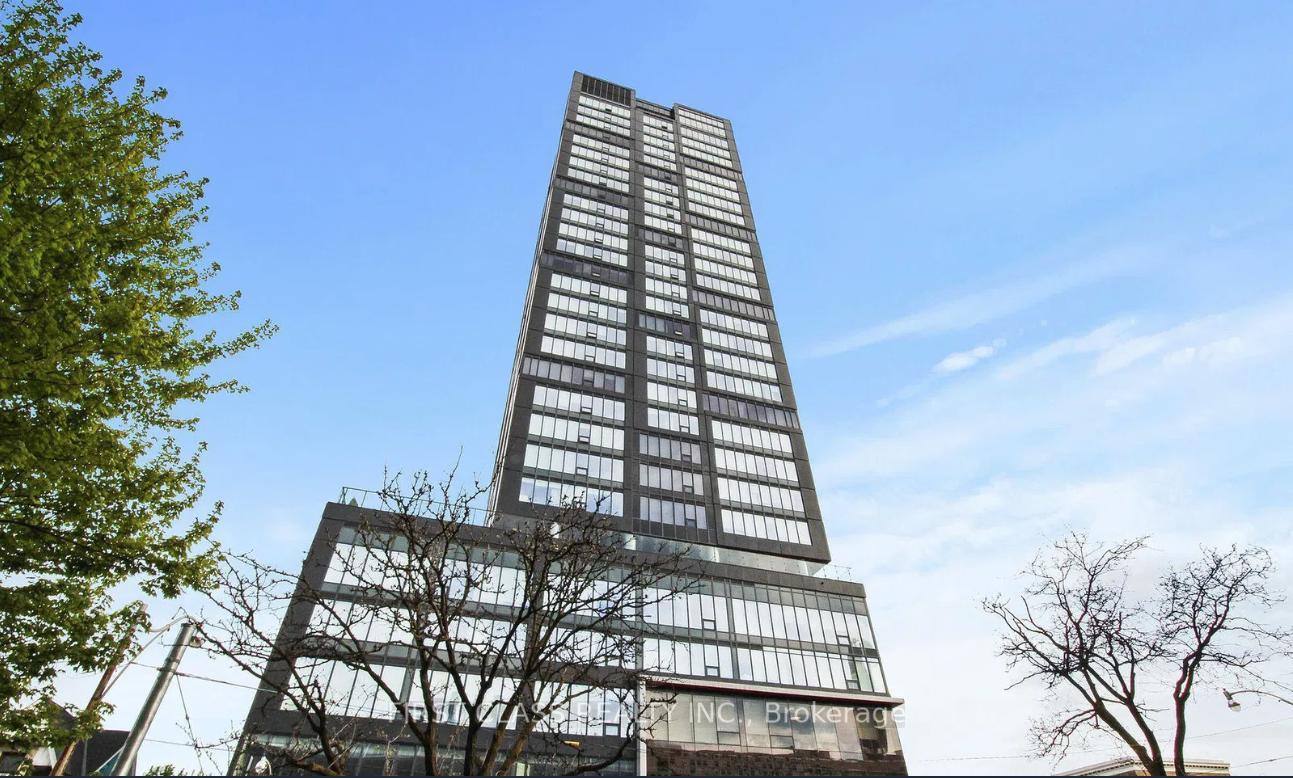 203-college-street-toronto-ontario-c12270311