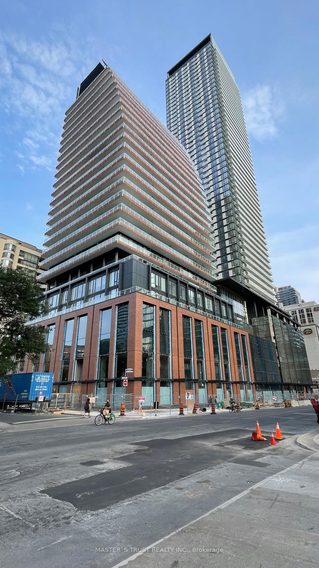 501-yonge-street-n-toronto-ontario-c12270341