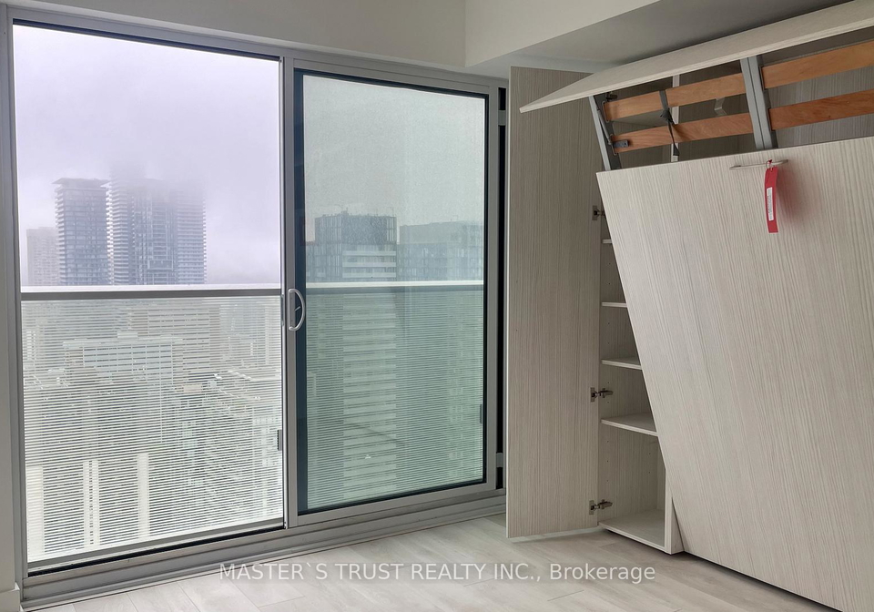 501-yonge-street-n-toronto-ontario-c12270341