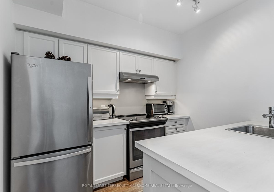 45-shaftesbury-avenue-toronto-ontario-c12270548